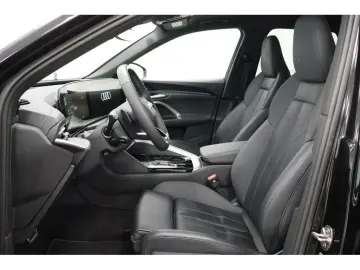 AUDI Q5 2.0 TDI quattro S-line S-tronic Navi LED AHK