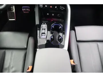 AUDI Q5 2.0 TDI quattro S line S tronic LED AHK B&O