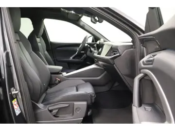 AUDI Q5 2.0 TDI quattro S line S tronic LED AHK B&O