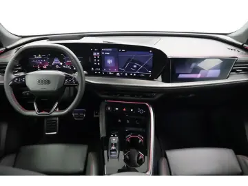 AUDI Q5 2.0 TDI quattro S-line S tronic Navi LED AHK