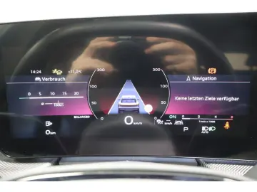 AUDI Q5 2.0 TDI quattro S-line S tronic Navi LED AHK