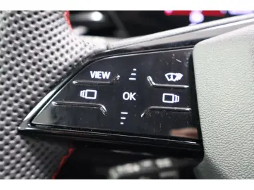 AUDI Q5 2.0 TDI quattro S-line S tronic Navi LED AHK