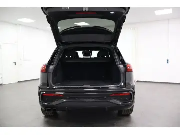 AUDI Q5 2.0 TDI quattro S-line S tronic Navi LED AHK