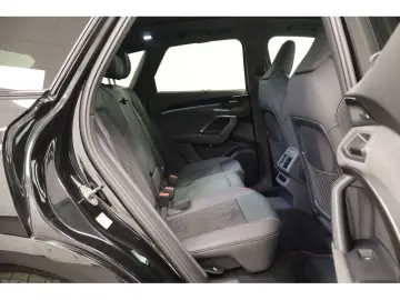 AUDI Q5 2.0 TDI quattro S-line S tronic Navi LED AHK