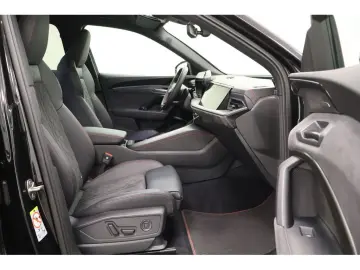 AUDI Q5 2.0 TDI quattro S-line S tronic Navi LED AHK