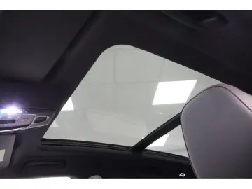 AUDI Q5 2.0 TDI quattro S-line S tronic Navi LED AHK