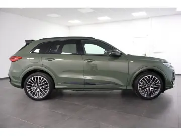 AUDI Q5 2.0 TDI quattro S-line S-tronic Navi LED AHK
