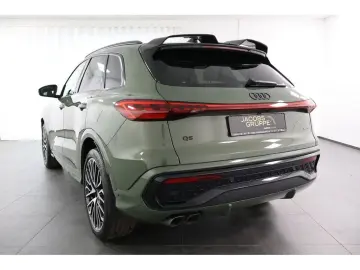 AUDI Q5 2.0 TDI quattro S-line S-tronic Navi LED AHK