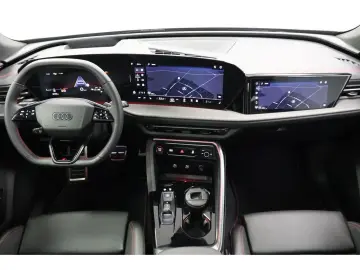 AUDI Q5 2.0 TDI quattro S-line S-tronic Navi LED AHK