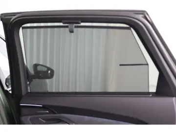 AUDI Q5 2.0 TDI quattro S-line S-tronic Navi LED AHK