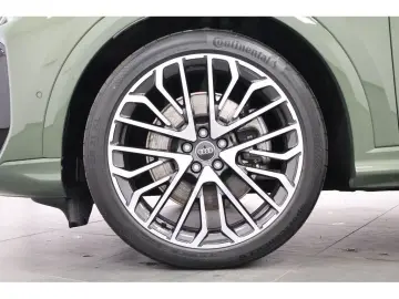 AUDI Q5 2.0 TDI quattro S-line S-tronic Navi LED AHK