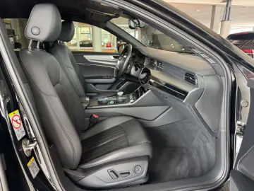 AUDI A6  55 TFSI quattro Black  design S-tronic LED