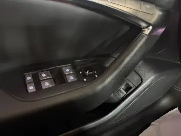 AUDI A6  55 TFSI quattro Black  design S-tronic LED