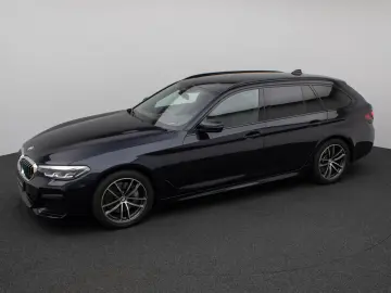 BMW 530d xD M Sport Panorama Kamera HUD HiFi Komfort