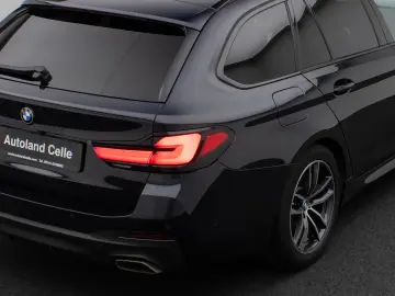 BMW 530d xD M Sport Panorama Kamera HUD HiFi Komfort