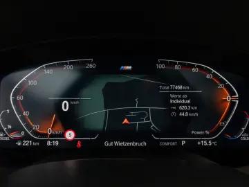 BMW 530d xD M Sport Panorama Kamera HUD HiFi Komfort