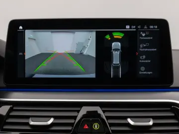 BMW 530d xD M Sport Panorama Kamera HUD HiFi Komfort