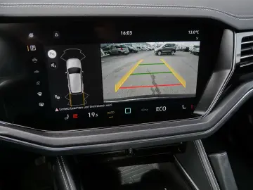 VW Touareg 3.0 TDI Leder LED Luftfederung AHK ACC
