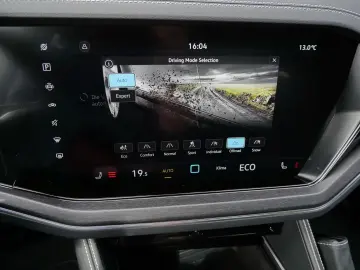 VW Touareg 3.0 TDI Leder LED Luftfederung AHK ACC