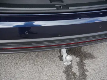 VW Touareg 3.0 TDI Leder LED Luftfederung AHK ACC