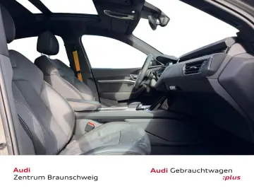 AUDI e-tron Sportback S line 55 quattro MATRIX-LED Re