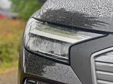 AUDI Q4 e-tron 40 NAVI  KAMERA PARKASSIST PRIVACY ACC