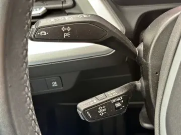 AUDI Q4 e-tron 40 NAVI  KAMERA PARKASSIST PRIVACY ACC