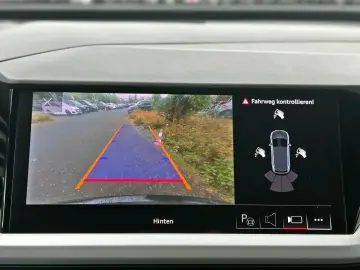 AUDI Q4 e-tron 40 NAVI  KAMERA PARKASSIST PRIVACY ACC