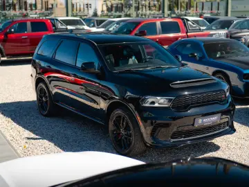 DODGE Durango 3.6 V6 GT 4x4 SRT-Style Night Modell 22