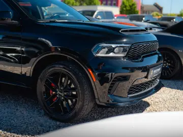 DODGE Durango 3.6 V6 GT 4x4 SRT-Style Night Modell 22