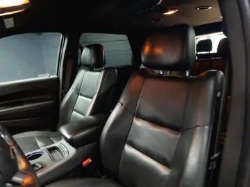 DODGE Durango 3.6 V6 GT 4x4 SRT-Style Night Modell 22