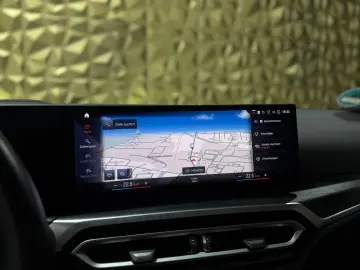 BMW 330e Touring M-SPORTPAKET PANORAMA LASER HARMAN