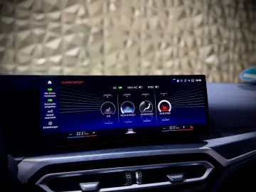 BMW 330e Touring M-SPORTPAKET PANORAMA LASER HARMAN