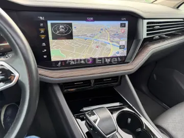 VW Touareg 3.0 TDI Atmosphere PAN MATR LUFT 360 VOL