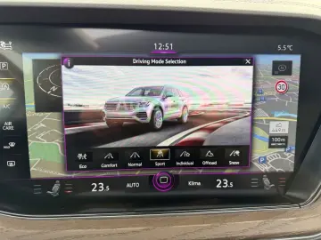 VW Touareg 3.0 TDI Atmosphere PAN MATR LUFT 360 VOL