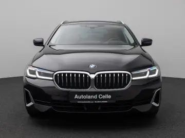 BMW 520d xD LuxuryLine Panorama Laser TV HUD DAB H K