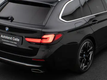 BMW 520d xD LuxuryLine Panorama Laser TV HUD DAB H K