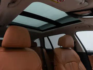 BMW 520d xD LuxuryLine Panorama Laser TV HUD DAB H K