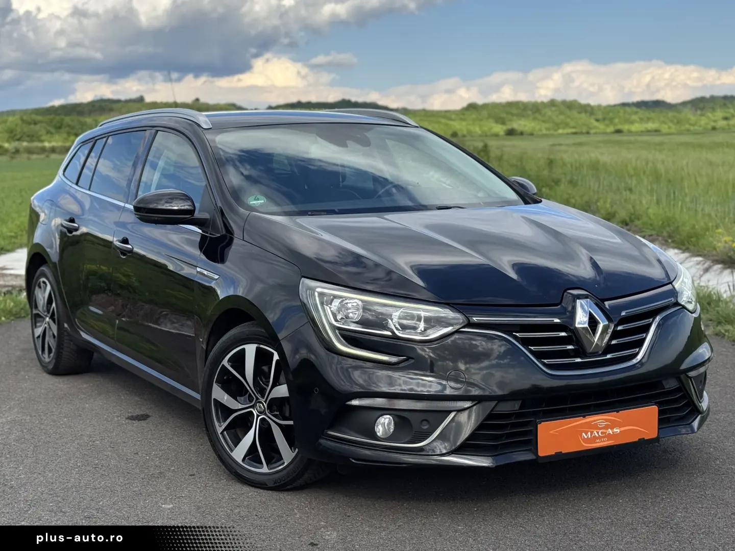 Renault Megane 1.3 TCe Bose Edition TVA Deductibil