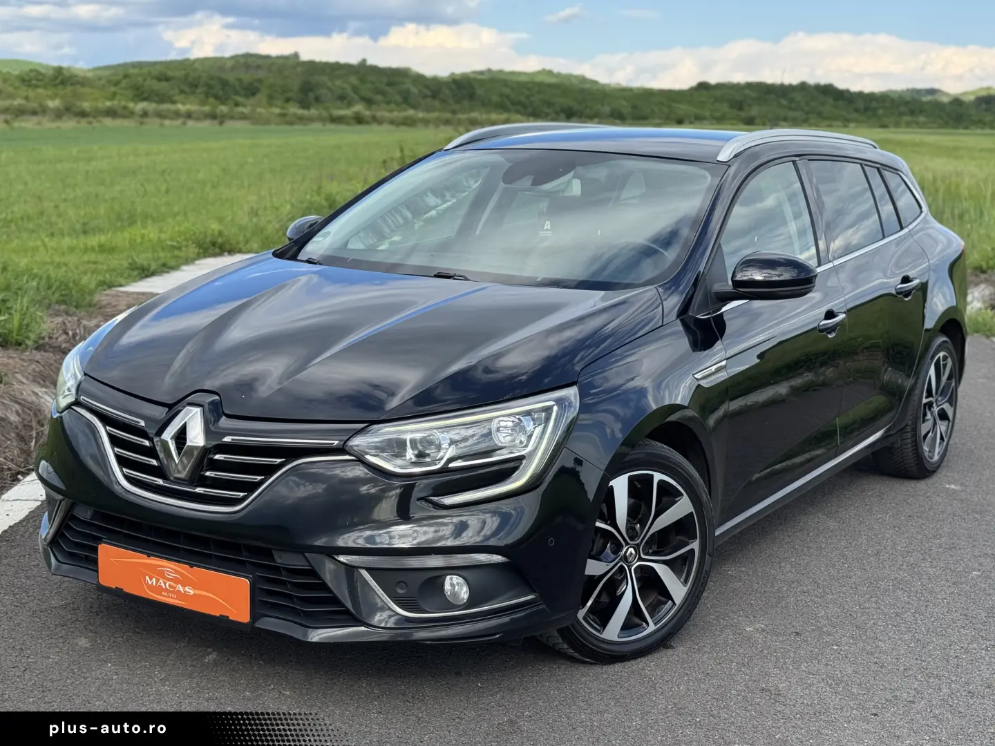 Renault Megane 1.3 TCe Bose Edition TVA Deductibil