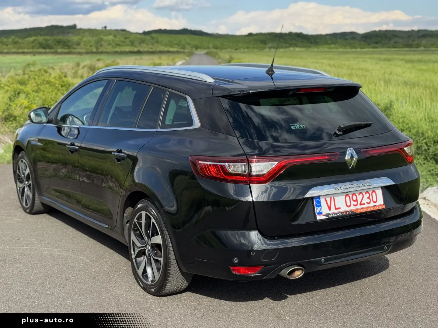 Renault Megane 1.3 TCe Bose Edition TVA Deductibil