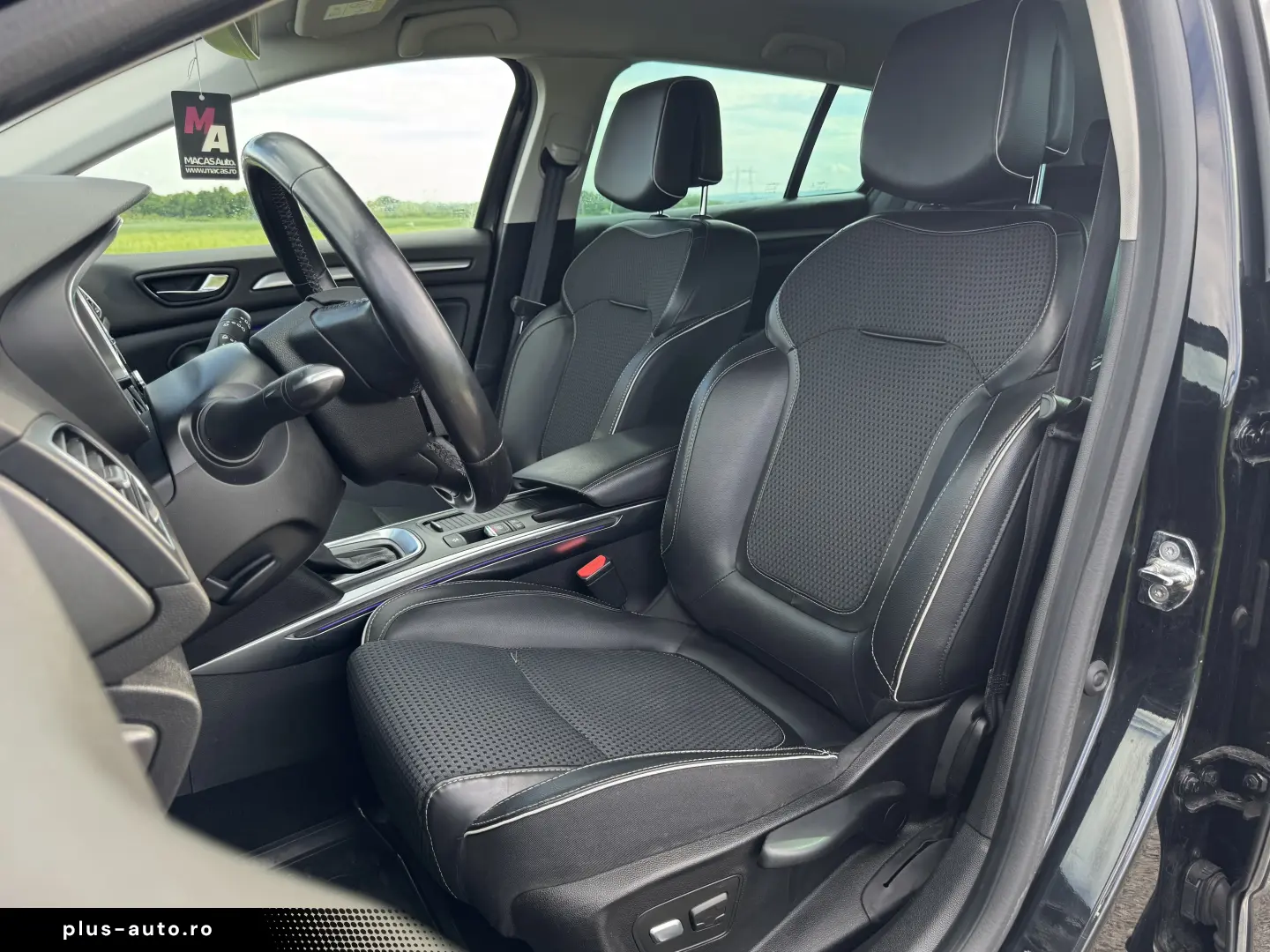 Renault Megane 1.3 TCe Bose Edition TVA Deductibil