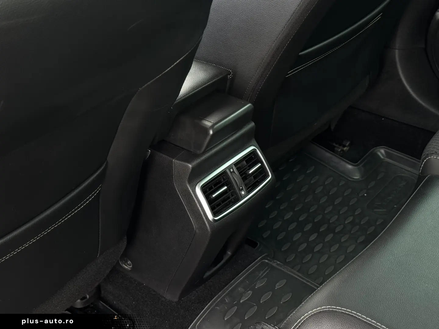 Renault Megane 1.3 TCe Bose Edition TVA Deductibil
