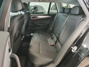 BMW 520d xDrive Aut HUD Park&Driv&FernAss SportSitze