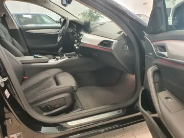 BMW 520d xDrive Aut HUD Park&Driv&FernAss SportSitze