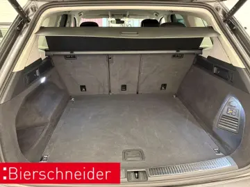 VW Touareg 3.0 TDI 4Mo. Tiptronic R-Line DIGITAL 19