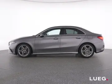 MERCEDES-BENZ A 220 d Lim AMG MBUX LED KeyGo Kamera …