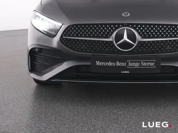 MERCEDES-BENZ A 220 d Lim AMG MBUX LED KeyGo Kamera …