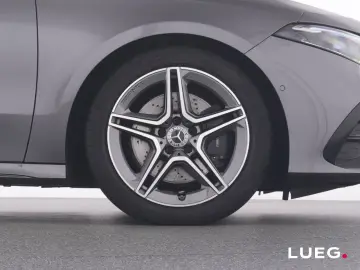 MERCEDES-BENZ A 220 d Lim AMG MBUX LED KeyGo Kamera …