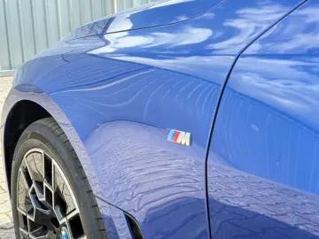 BMW i4 M50 x SR19'' ICONIC AHK H K AdFahrw…